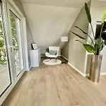 Luxuswohnung, Airport-Messe fußläufig erreichbar