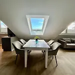Luxuswohnung, Airport-Messe Fusslaeufig Erreichbar 1